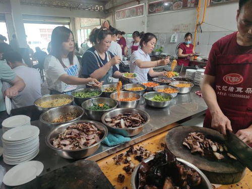成都代耳朵餐飲管理 深耕本地，創(chuàng)新引領(lǐng)酒店餐飲新篇章